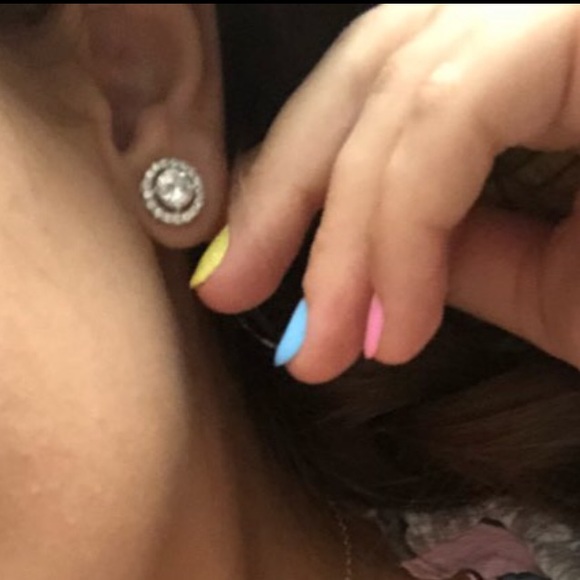 Silver plated CZ stud Earrings - Picture 5 of 6